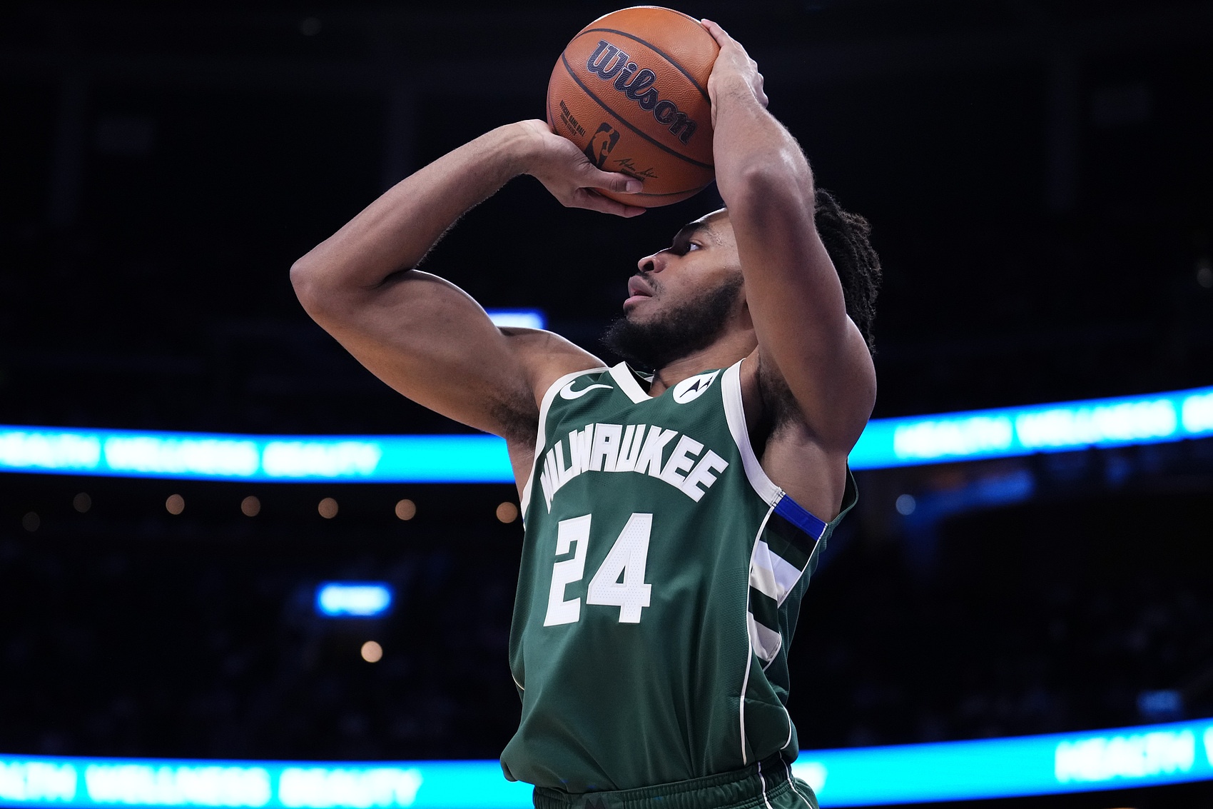 开云体育下载-尼克·杨：字母回归后托马斯就要站底角了 科比复出后我也一样