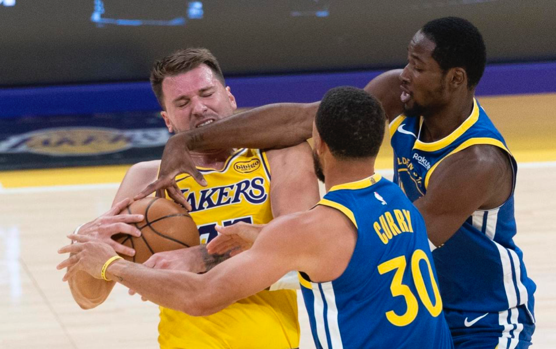 kaiyun-废队友？离开库里后，库明加成为老鹰MVP！